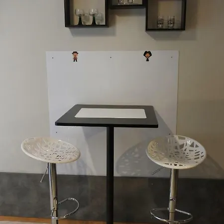 Studio De La Commanderie Apartment *
